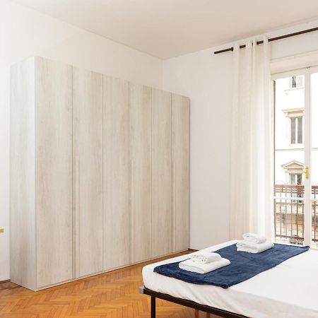 Picasso - Spacious Exclusive Apartment Milano Esterno foto