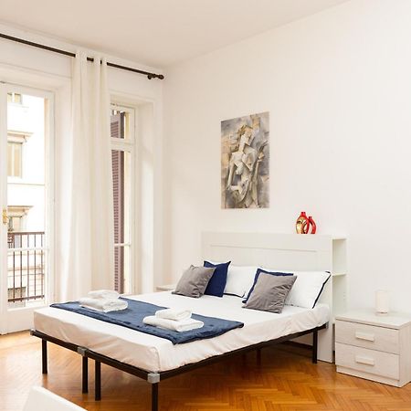 Picasso - Spacious Exclusive Apartment Milano Esterno foto