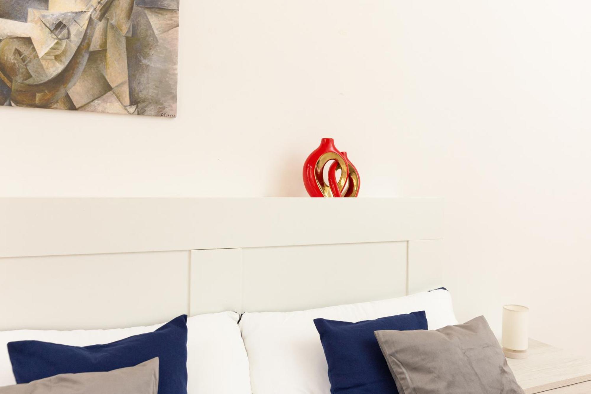 Picasso - Spacious Exclusive Apartment Milano Esterno foto