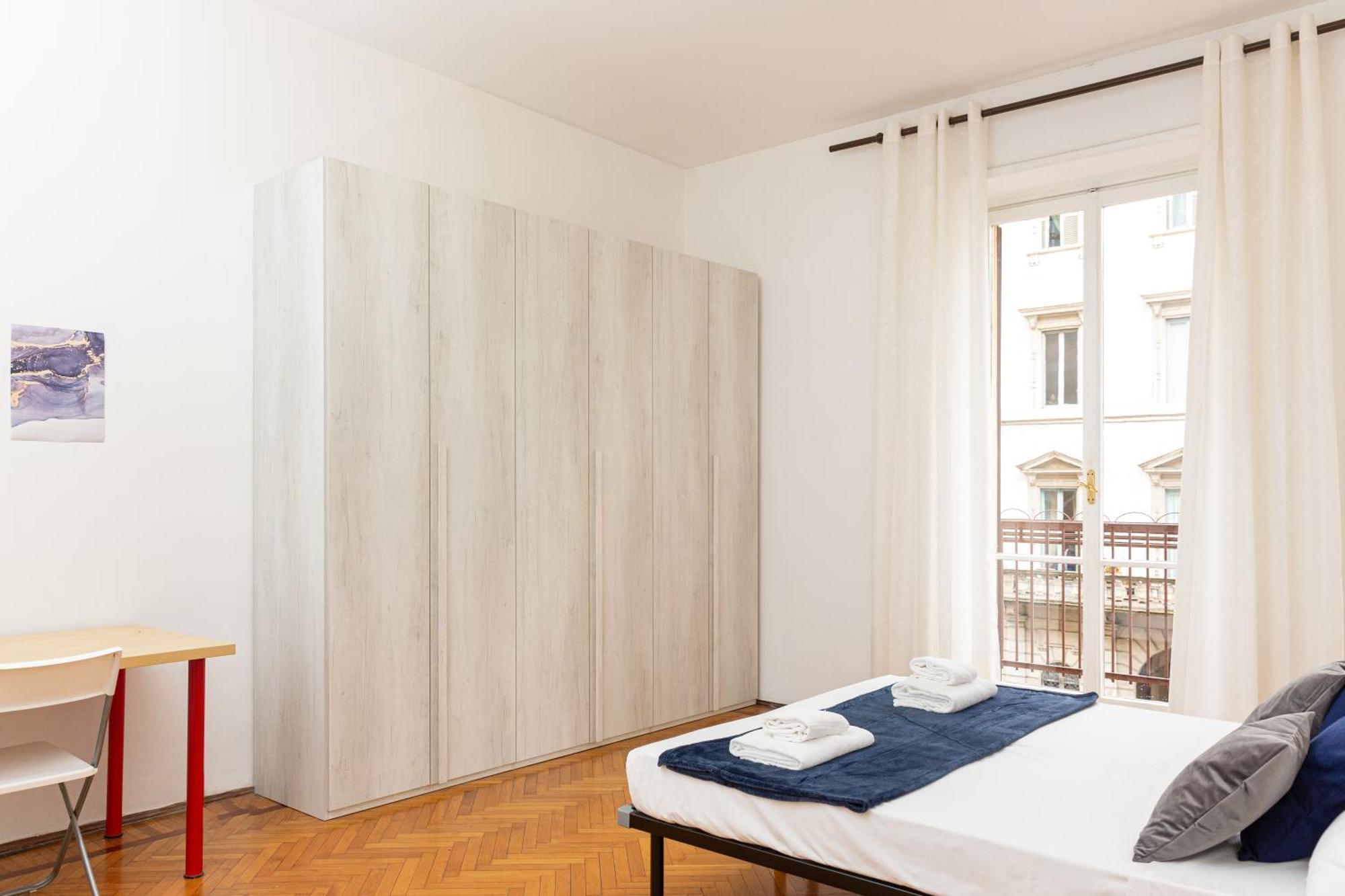 Picasso - Spacious Exclusive Apartment Milano Esterno foto