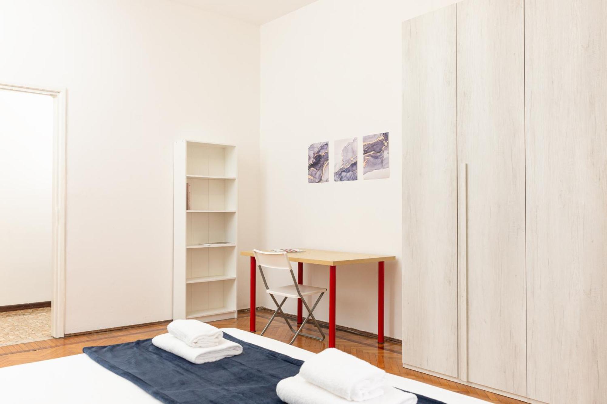 Picasso - Spacious Exclusive Apartment Milano Esterno foto