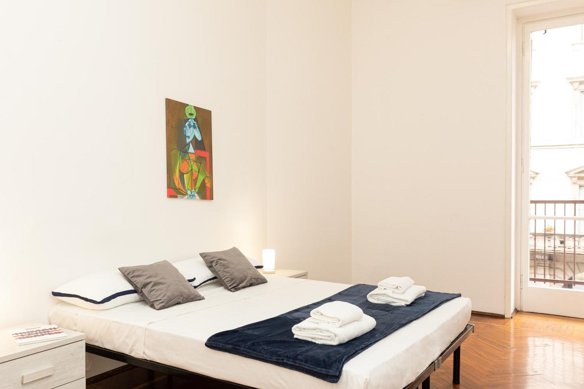Picasso - Spacious Exclusive Apartment Milano Esterno foto
