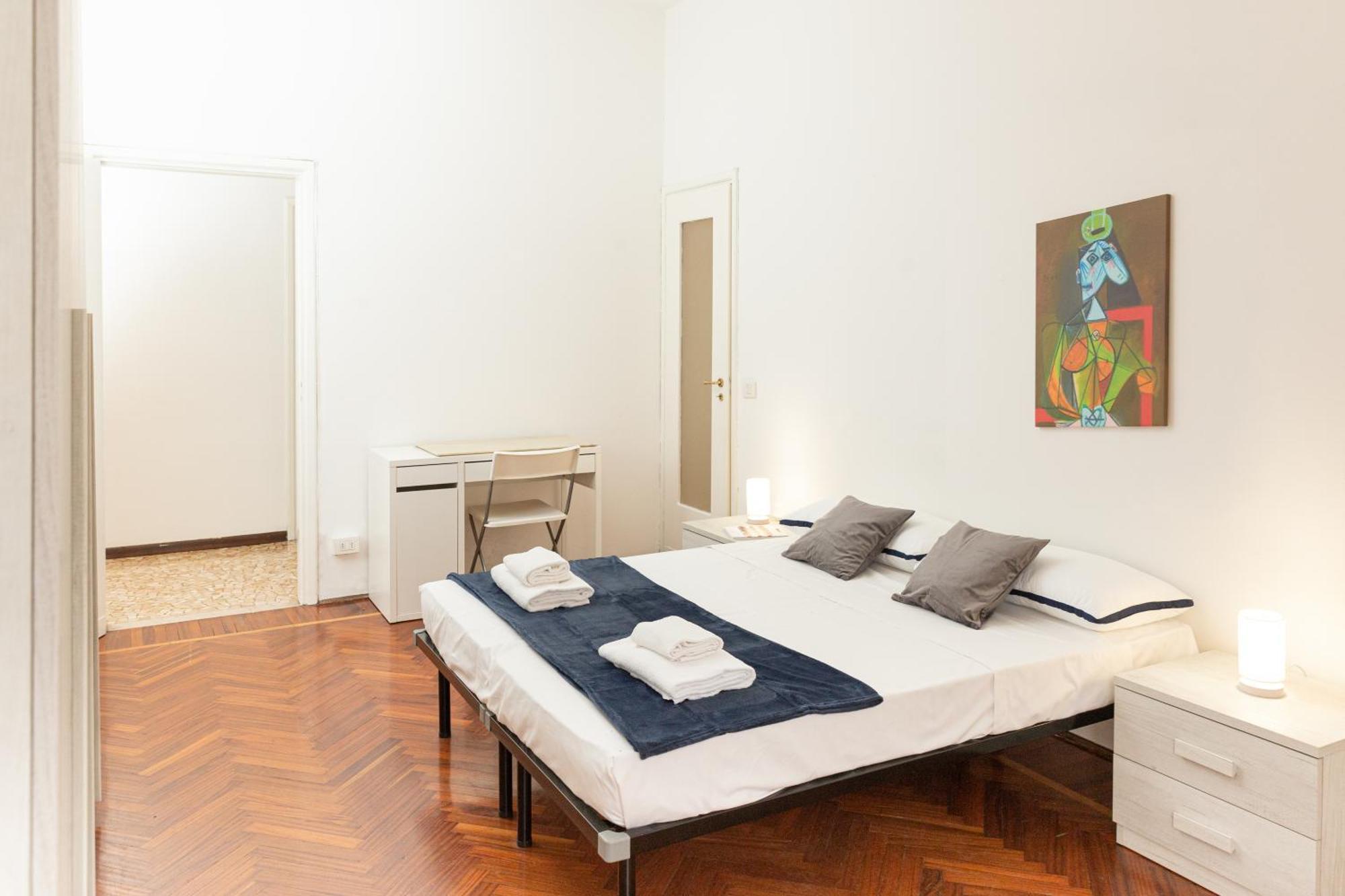 Picasso - Spacious Exclusive Apartment Milano Esterno foto
