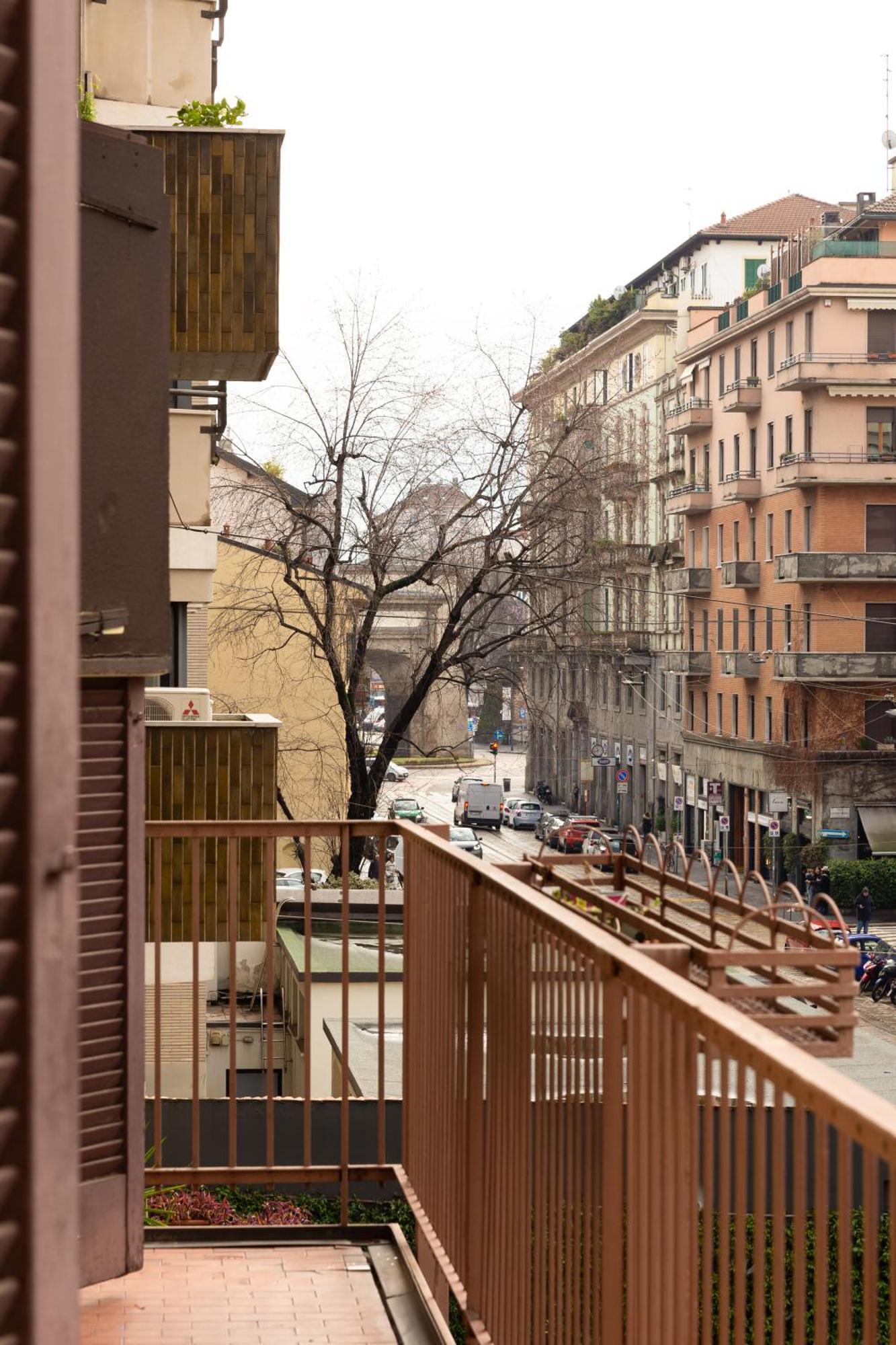 Picasso - Spacious Exclusive Apartment Milano Esterno foto
